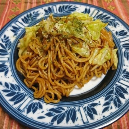 おはようございますレンチンで前もって麺を温め、プラス酒っていうのがいいですね～ふんわり焼きそばでした美味♪
お仕事？お出かけ？かな　気をつけていってらっしゃーい